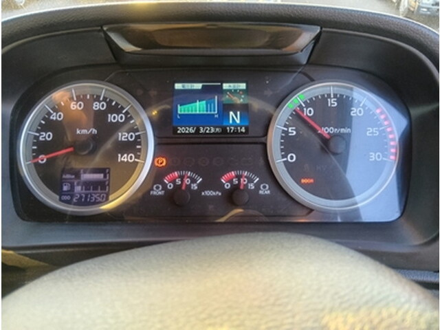 日野プロフィアトレーラーヘッド（トラクターヘッド）大型（10t）[写真26]