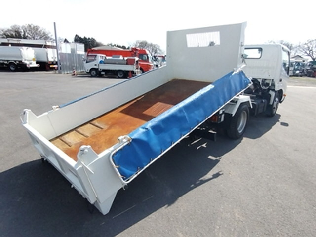 日野デュトロローダーダンプ小型（2t・3t）[写真02]