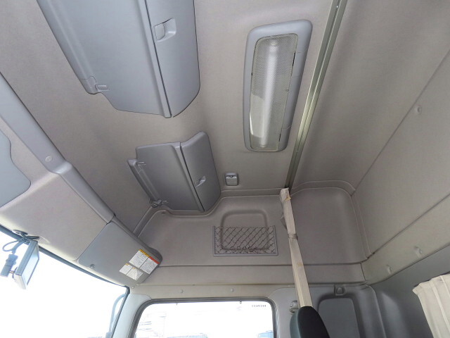 日野レンジャー冷凍車（冷蔵車）中型（4t）[写真21]