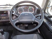 日野レンジャー冷凍車（冷蔵車）中型（4t）[写真23]