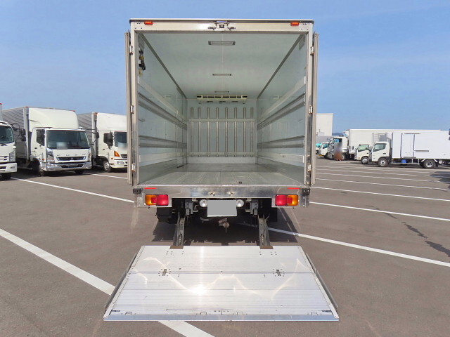 日野レンジャー冷凍車（冷蔵車）中型（4t）[写真31]