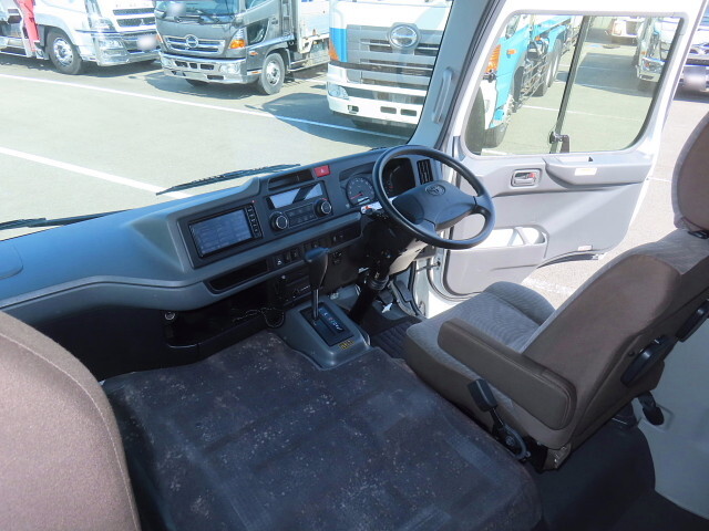 トヨタコースターマイクロバス[写真19]