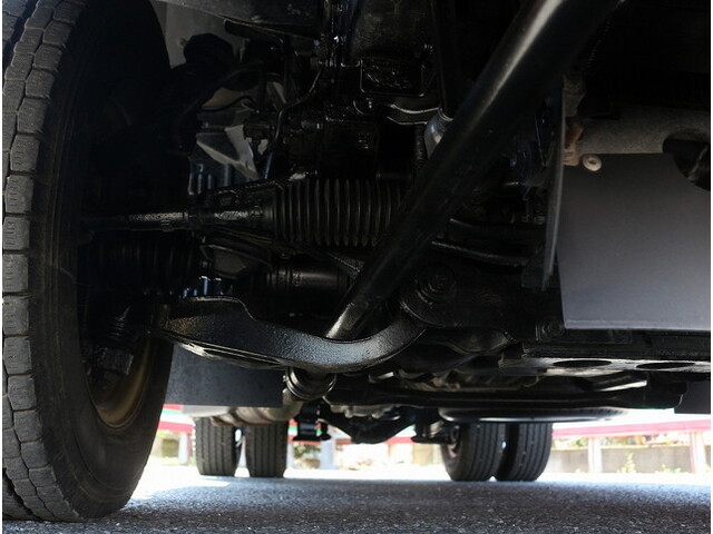 いすゞエルフ平ボディ小型（2t・3t）[写真38]