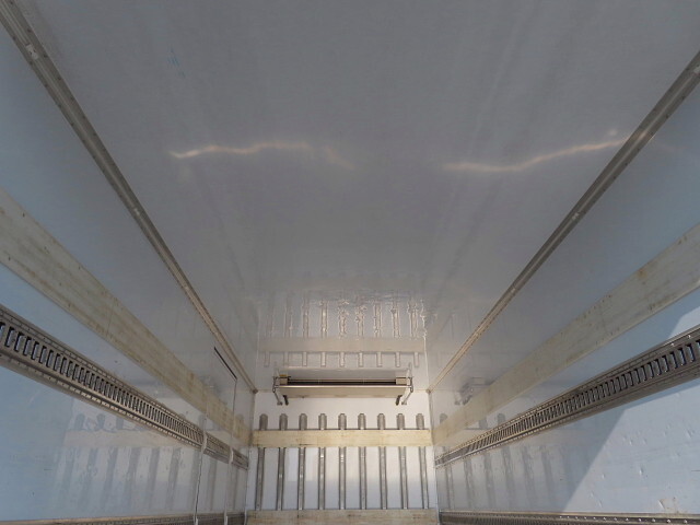 日野レンジャー冷凍車（冷蔵車）中型（4t）[写真29]