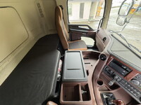 日野プロフィアトレーラーヘッド（トラクターヘッド）大型（10t）[写真26]