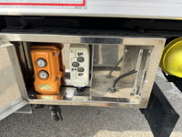 日野デュトロパネルバン小型（2t・3t）[写真24]