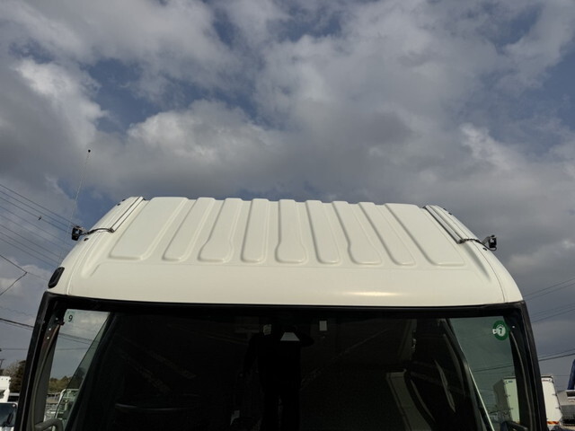日野デュトロパネルバン小型（2t・3t）[写真28]