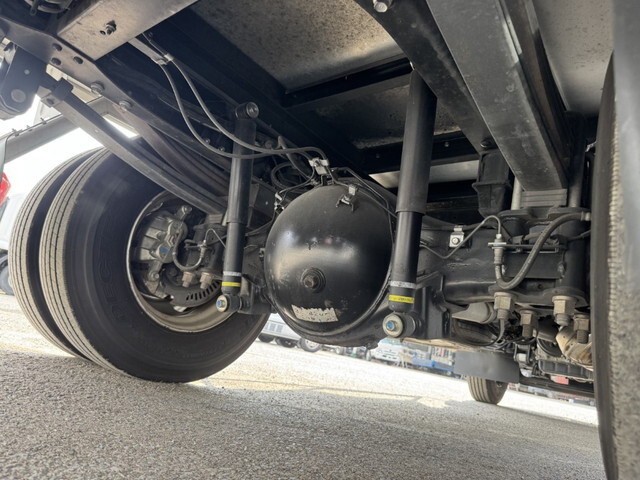 日野デュトロパネルバン小型（2t・3t）[写真34]