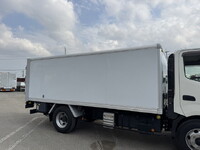 日野デュトロパネルバン小型（2t・3t）[写真07]