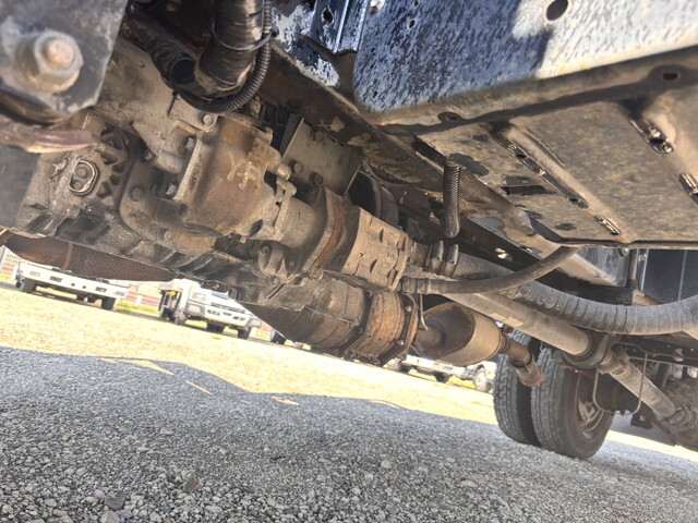 いすゞエルフクレーン4段小型（2t・3t）[写真18]