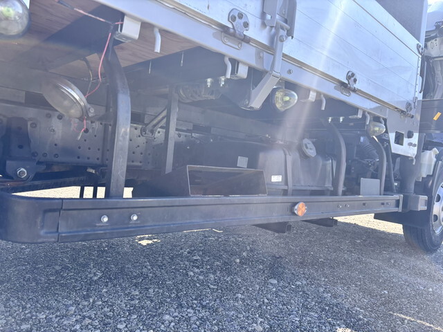 いすゞエルフクレーン4段小型（2t・3t）[写真21]