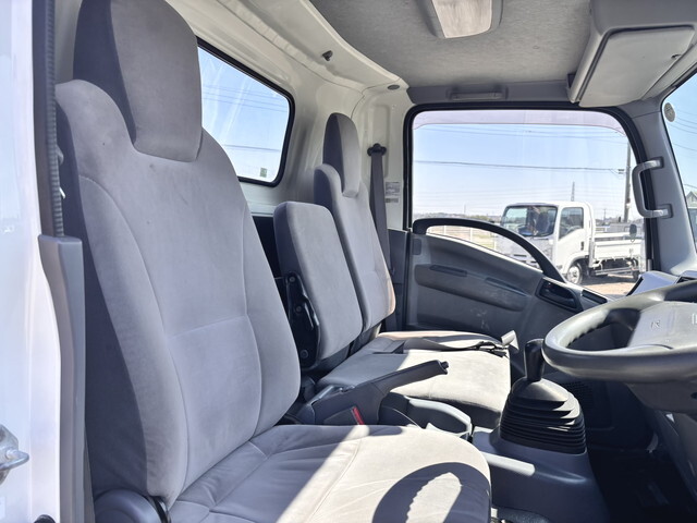 いすゞエルフクレーン4段小型（2t・3t）[写真33]