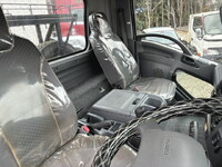 いすゞフォワードコンテナ専用車中型（4t）[写真12]