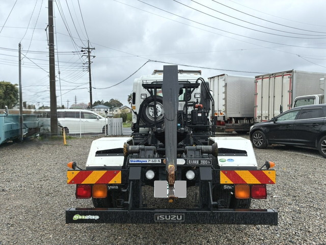 いすゞフォワードコンテナ専用車中型（4t）[写真22]