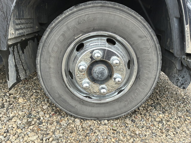 いすゞフォワードコンテナ専用車中型（4t）[写真24]