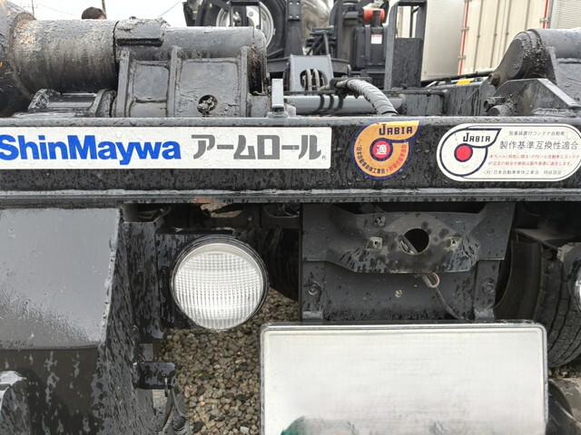 いすゞフォワードコンテナ専用車中型（4t）[写真26]