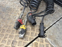 UDトラックスクオントレーラーヘッド（トラクターヘッド）大型（10t）[写真12]