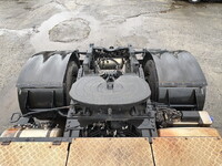 UDトラックスクオントレーラーヘッド（トラクターヘッド）大型（10t）[写真10]