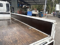 日野デュトロ平ボディ小型（2t・3t）[写真12]