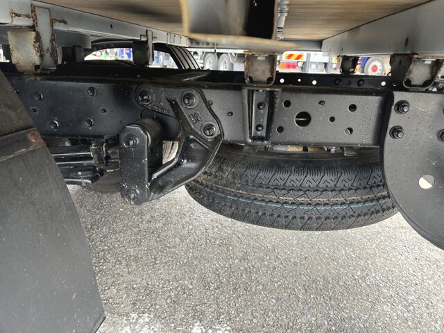 日野デュトロ平ボディ小型（2t・3t）[写真22]