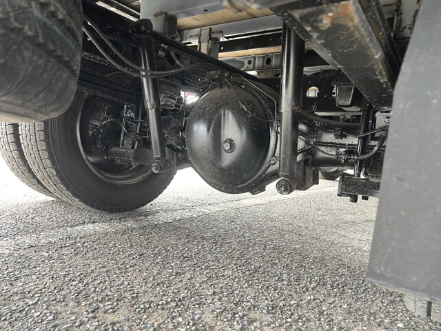 日野デュトロ平ボディ小型（2t・3t）[写真24]