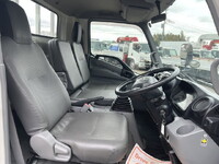 日野デュトロ平ボディ小型（2t・3t）[写真31]