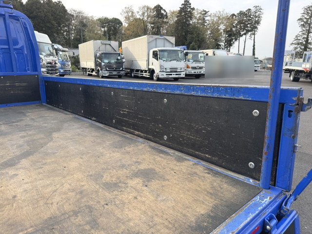 いすゞエルフ平ボディ小型（2t・3t）[写真12]