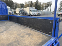 いすゞエルフ平ボディ小型（2t・3t）[写真13]