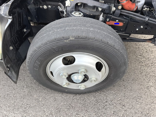 いすゞエルフ平ボディ小型（2t・3t）[写真26]