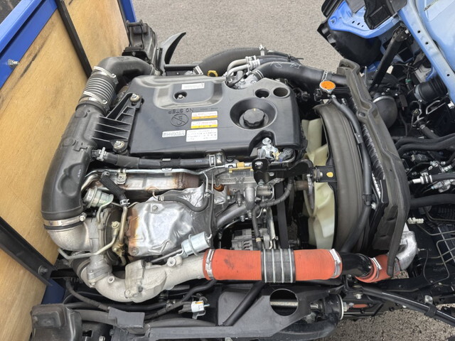 いすゞエルフ平ボディ小型（2t・3t）[写真27]