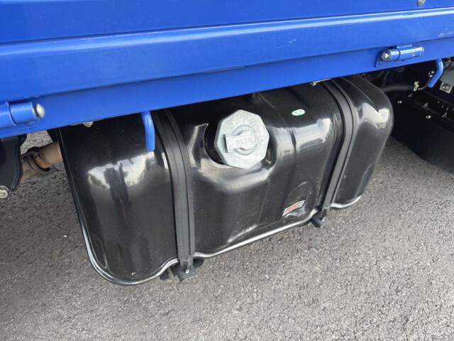 いすゞエルフ平ボディ小型（2t・3t）[写真35]