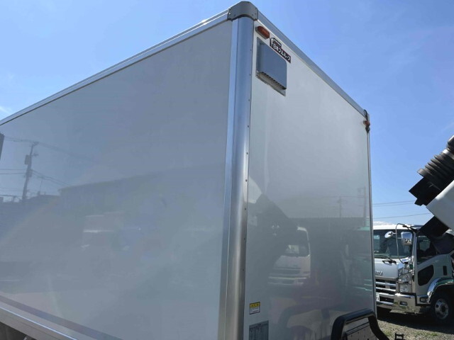 いすゞエルフパネルバン小型（2t・3t）[写真25]