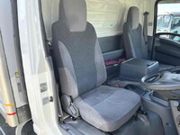 いすゞエルフパネルバン小型（2t・3t）[写真30]