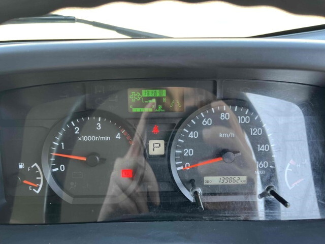 いすゞエルフパネルバン小型（2t・3t）[写真32]