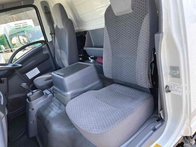 いすゞエルフパネルバン小型（2t・3t）[写真36]