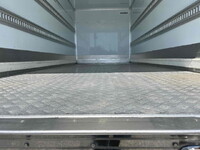 いすゞエルフパネルバン小型（2t・3t）[写真09]