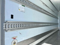 いすゞエルフパネルバン小型（2t・3t）[写真10]