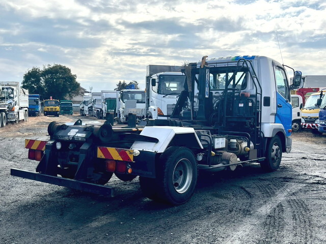 三菱ふそうファイターコンテナ専用車中型（4t）[写真02]