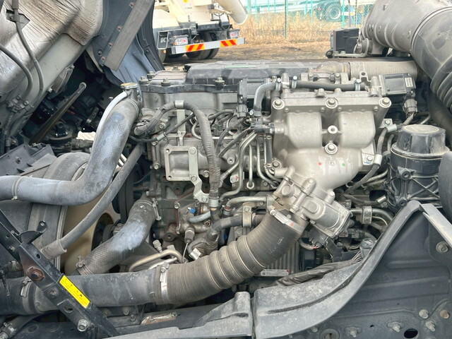 三菱ふそうファイターコンテナ専用車中型（4t）[写真26]