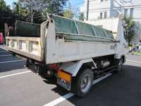 三菱ふそうファイターダンプ中型（4t）[写真02]