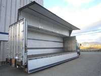 いすゞギガアルミウイング大型（10t）[写真02]