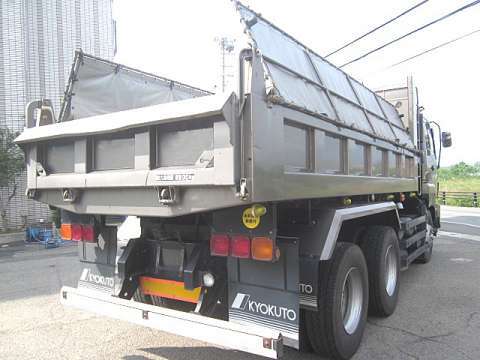 いすゞギガダンプ大型（10t）[写真02]