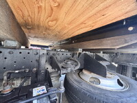 いすゞエルフ平ボディ小型（2t・3t）[写真20]