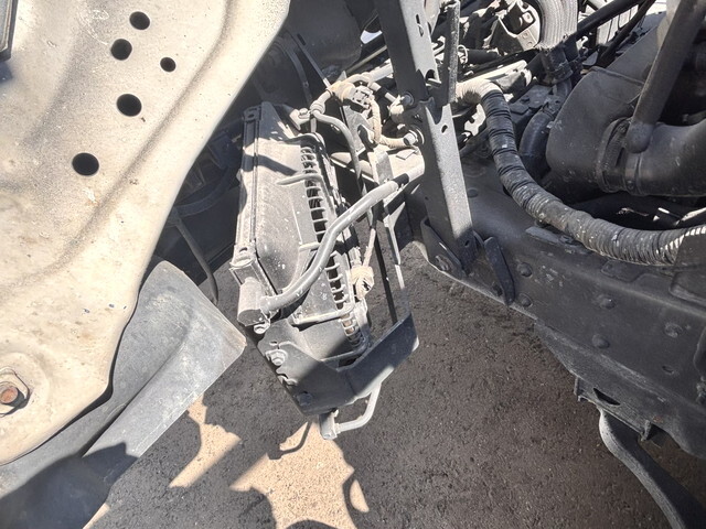 いすゞエルフ平ボディ小型（2t・3t）[写真23]