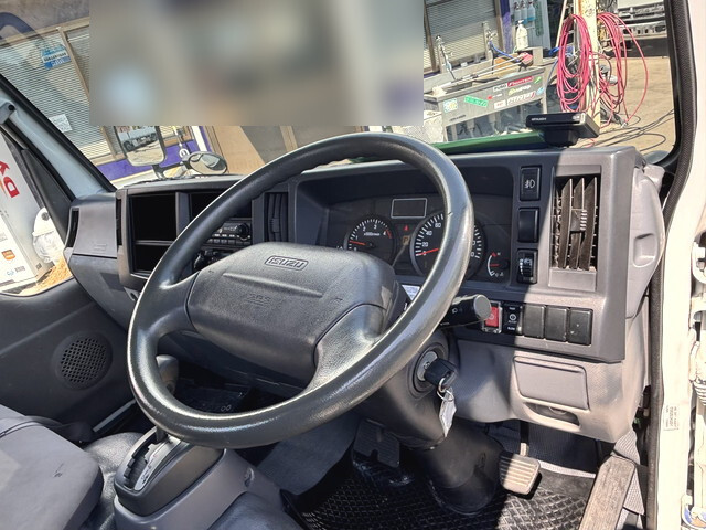 いすゞエルフ平ボディ小型（2t・3t）[写真29]