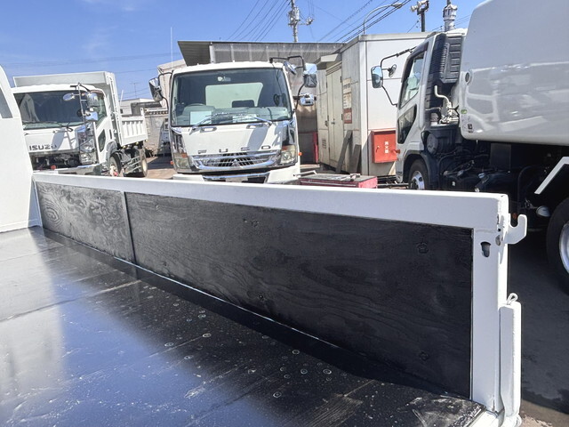 いすゞエルフ平ボディ小型（2t・3t）[写真09]
