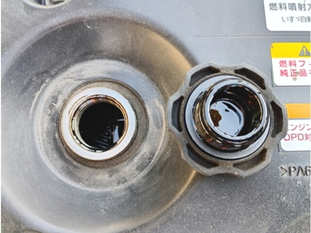 いすゞエルフ平ボディ小型（2t・3t）[写真19]