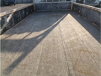 いすゞエルフ平ボディ小型（2t・3t）[写真07]