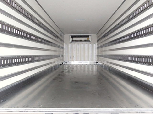 三菱ふそうキャンター冷凍車（冷蔵車）小型（2t・3t）[写真07]