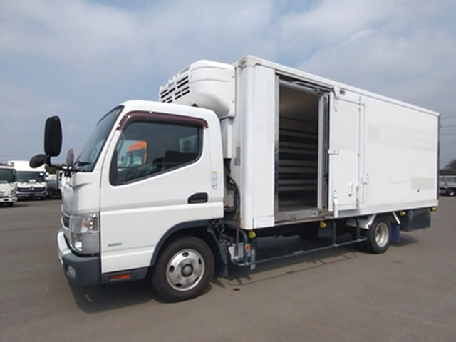 三菱ふそうキャンター冷凍車（冷蔵車）小型（2t・3t）[写真08]